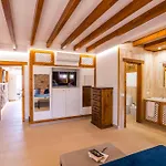 Boutique Rosario Martin Otel *